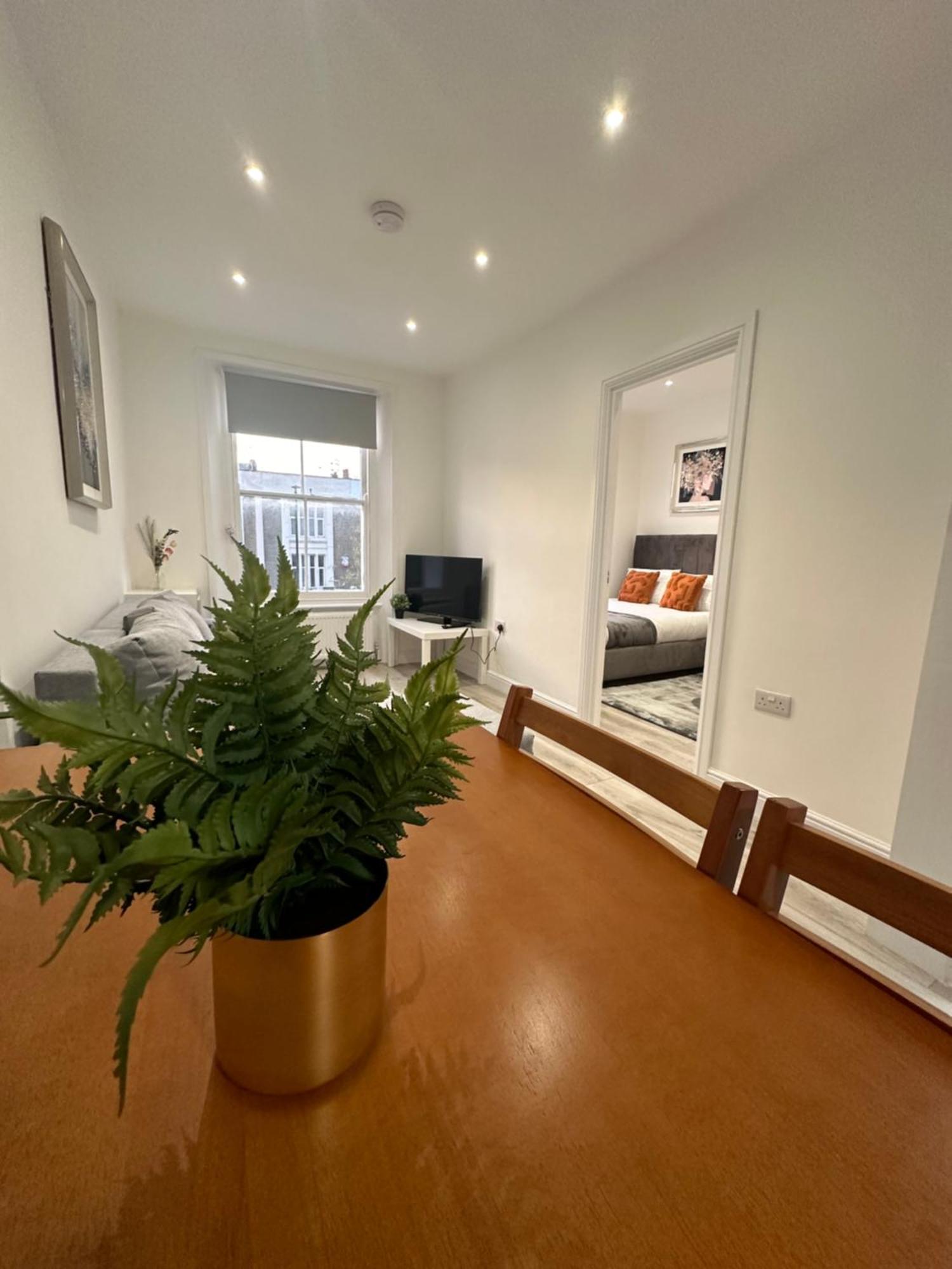 דירות לונדון Stunning Newly Refurbished 1 Bed In Kings Cross, St Pancras!320 מראה חיצוני תמונה