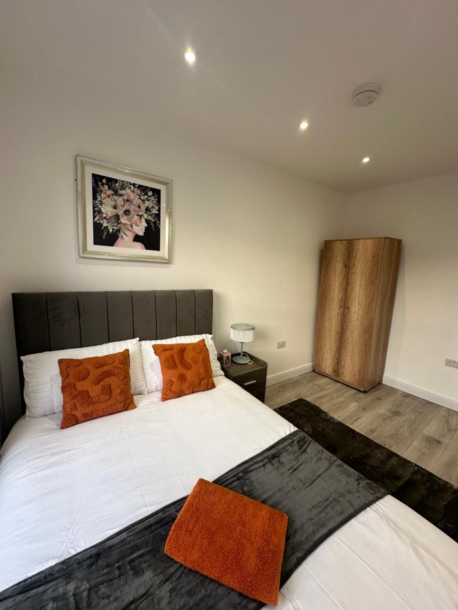 דירות לונדון Stunning Newly Refurbished 1 Bed In Kings Cross, St Pancras!320 מראה חיצוני תמונה